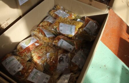 У Кропивницькому спільнота «Годуємо патріотів» зібрала мільйон пакунків сухої їжі для військових