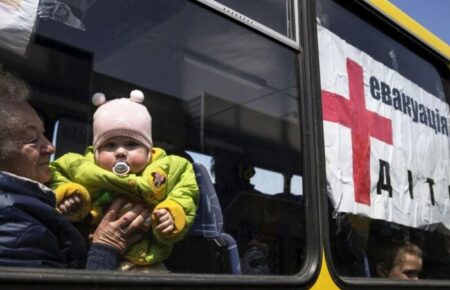 Харківська ОВА готує примусову евакуацію для сімей з дітьми з 10 населених пунктів