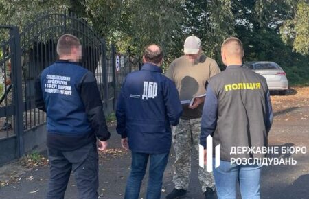 ДБР оголосило підозру у справі про «військову службу» футболістів з Івано-Франківська