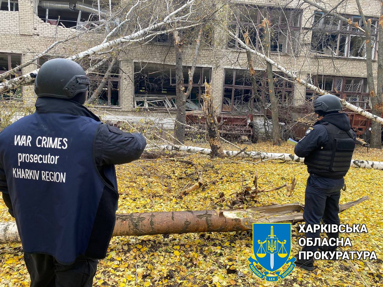 Окупанти завдали авіаудару по Куп'янщині: поранена жінка,є руйнування (ФОТО)
