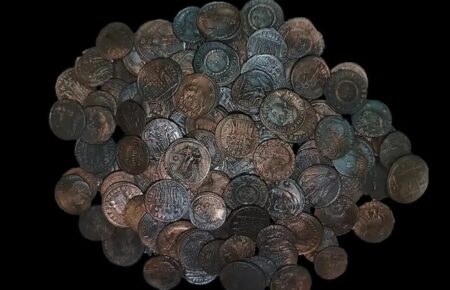 У берегов Сардинии дайверы нашли от 30 до 50 тысяч римских монет