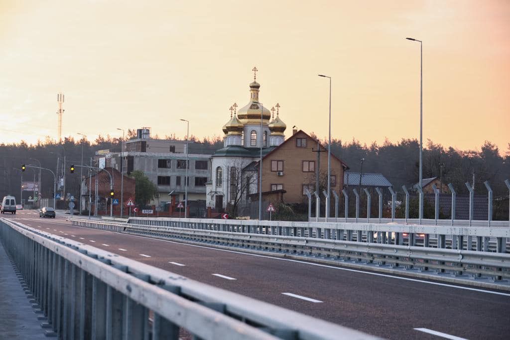 На Київщині відкрили новий міст через річку Ірпінь