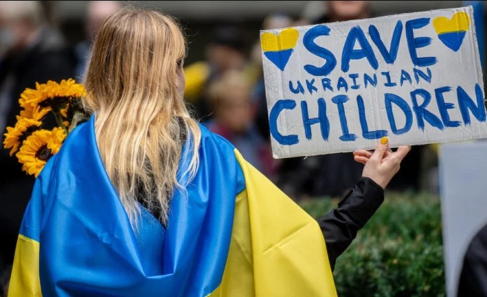 Україна повернула ще двох дітей з окупованого Криму