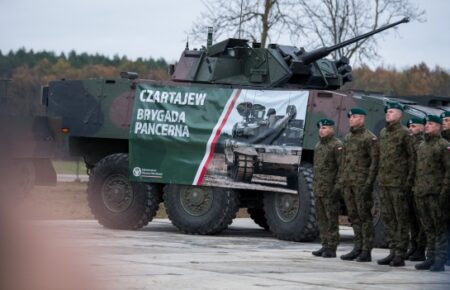 Польша развернула новый танковый батальон у границы с Беларусью