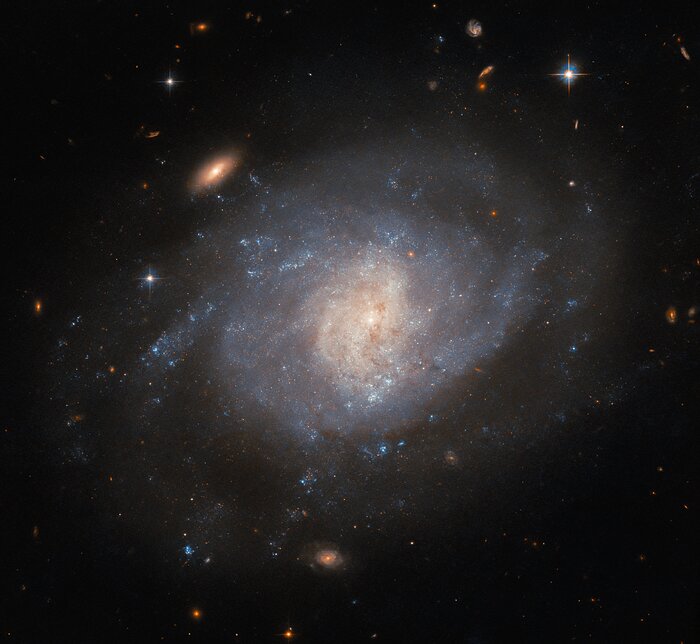 Hubble показав спіральну галактику у сузір’ї Кита