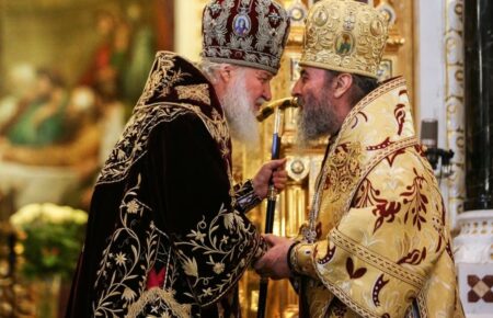 Среди тех, кто против запрета московской «церкви», много депутатов на влиятельных должностях — Салиженко