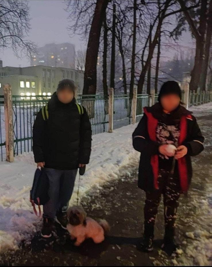 У Києві охоронець не пустив дітей у шкільне укриття, бо вони були з собакою