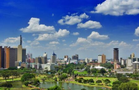 Кенія скасує візи для всіх відвідувачів країни