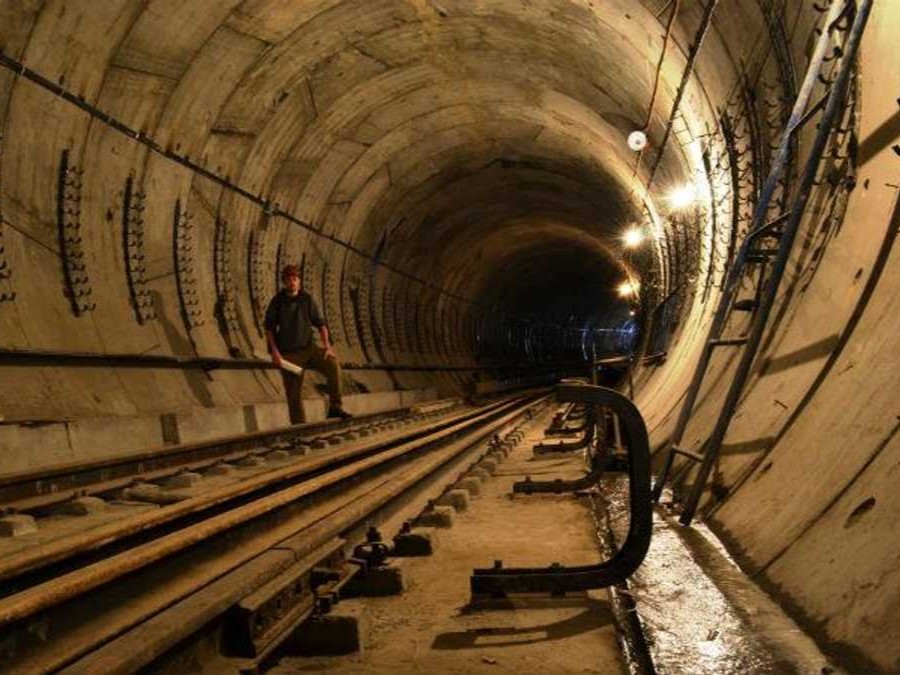 Хто може бути серед фігурантів справи про підтоплення київського метро: пояснює адвокат