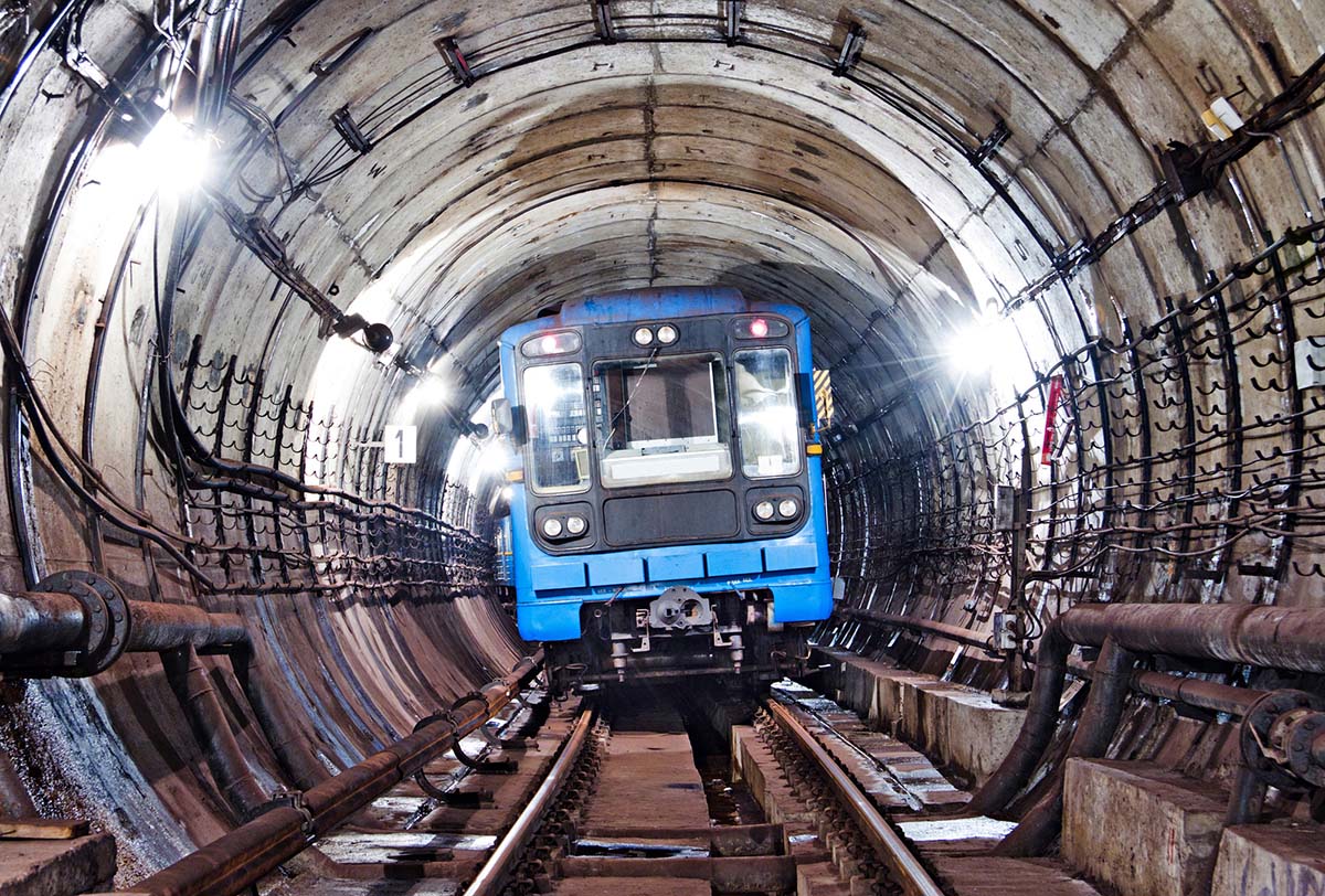 У Києві змінять дорожній рух через закриття шести станцій метро