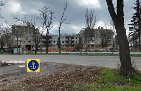 В окупованому Маріуполі масово будують житло лише для приїжджих з РФ — Андрющенко