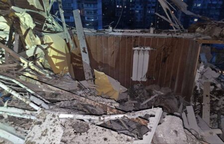 Влада показала наслідки російського удару по будинках і лікарнях Херсона (ВІДЕО)
