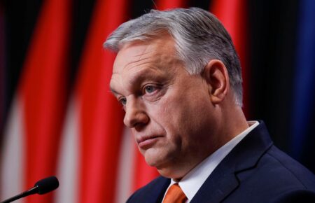 «Зараз Орбан намагається подивитися, як йому вигідніше поводитися з Україною» — Дмитро Тужанський