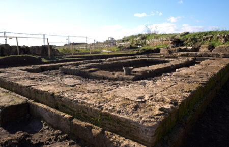Біля Неаполя археологи знайшли два храми доричного ордера