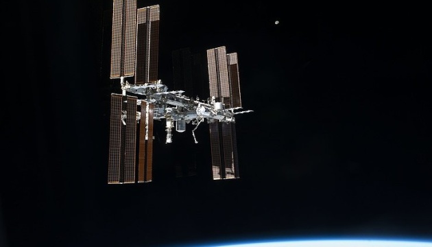 Група космонавтів прибула на МКС після 36-годинної подорожі