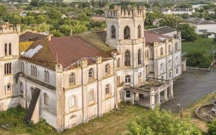 Палац Терещенків банально вкрали — голова Фундації про передачу палацу РПЦ