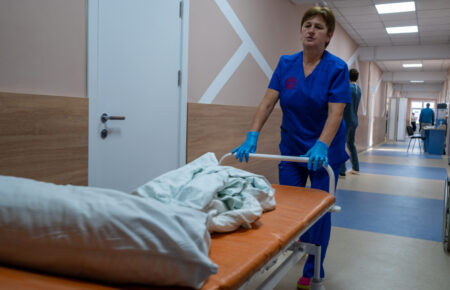 У Києві оголосили термінову евакуацію з двох лікарень через (ВІДЕО)