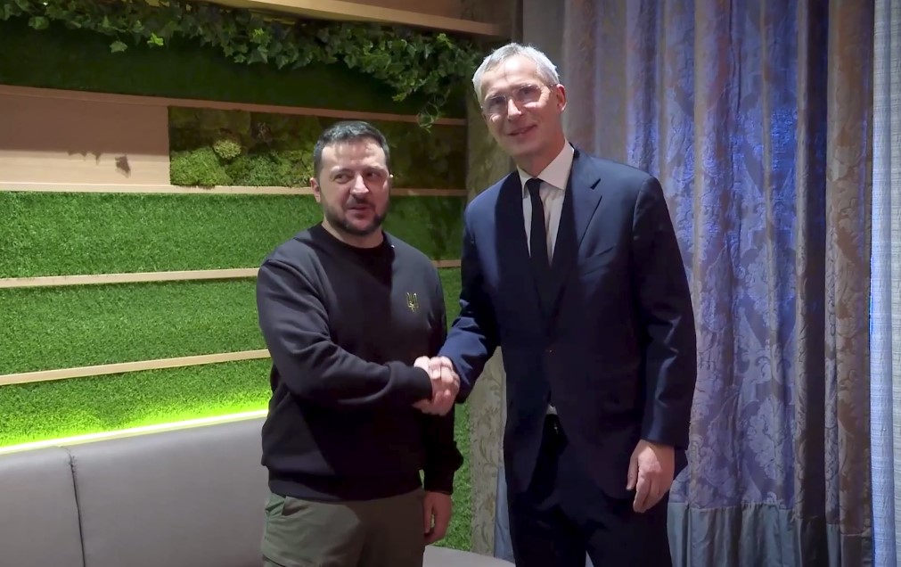 Зеленський у Давосі зустрівся з генсеком НАТО (ВІДЕО)