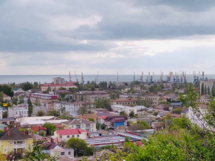 Інфраструктура на узбережжі Азовського моря перетворена на суцільний військовий об'єкт — кореспондентка
