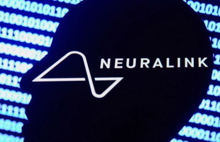 Neuralink вперше вживила імплант у мозок людини