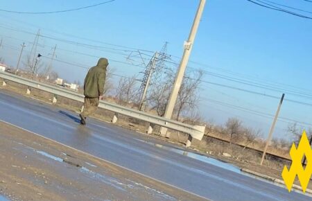 Вогневі точки, окопи та патрулі: партизани фіксують підготовку росіян до оборони Криму