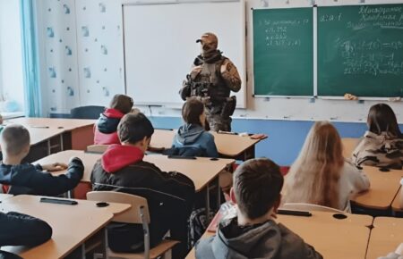 Occupiers plan to teach schoolchildren on assembling drones in the Luhansk region