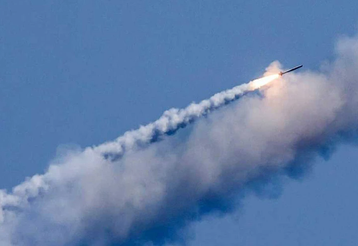 Сили ППО знищили 13 ракет російських окупантів різних типів