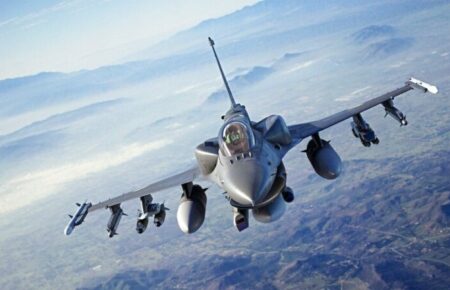 Основне завдання літаків F-16 в Україні — боротьба з російською авіацією — Романенко