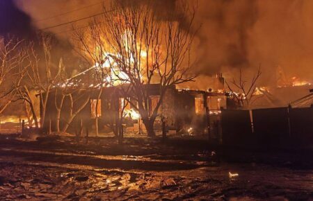 У Харкові внаслідок атаки російських безпілотників 15 будинків згоріли вщент