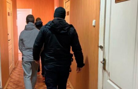 На Харківщині підлітки знімали на відео вбивство чоловіка — поліція