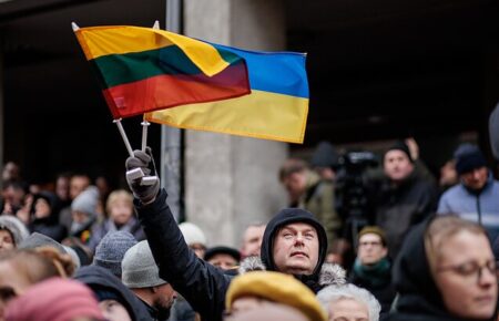 Чому в Литві зростає підтримка України