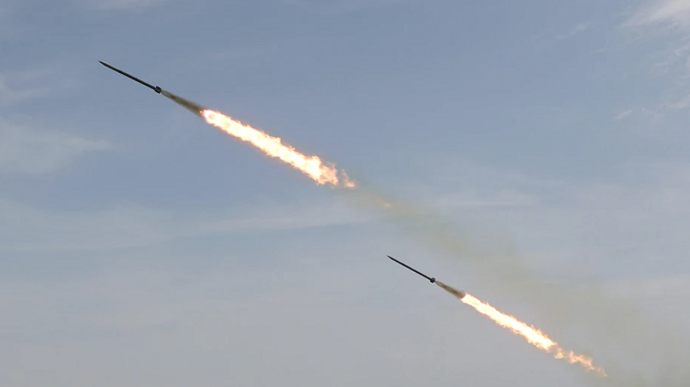 РФ може виготовляти за місяць близько 100 ракет — військовий експерт
