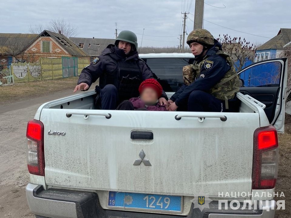 З прикордоння Сумщини евакуюють людей, Росія посилює обстріли