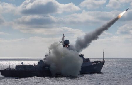 Росія під час останніх атак не застосовує ракети морського базування, і не буде найближчим часом — оглядач Defense Express