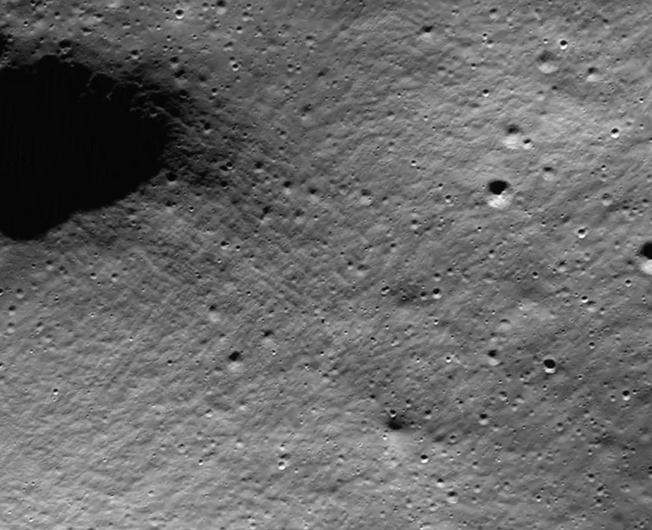 Космічний апарат Odysseus показав перші знімки з поверхні Місяця