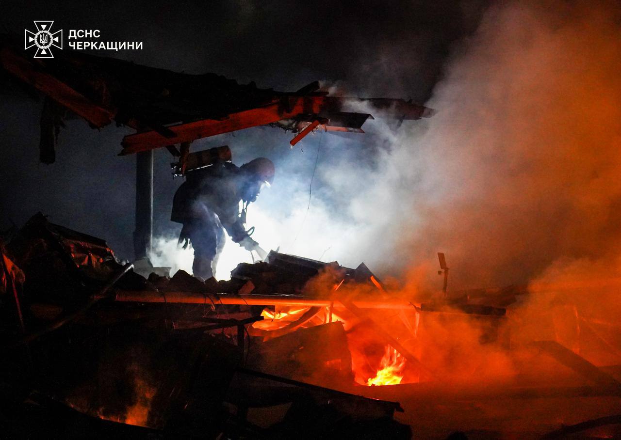 Окупанти атакували 10 регіонів України, у шести областях пошкоджені енергооб'єкти