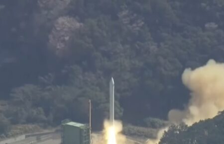 Японська ракета «Кайрос» з урядовим супутником вибухнула відразу після злету