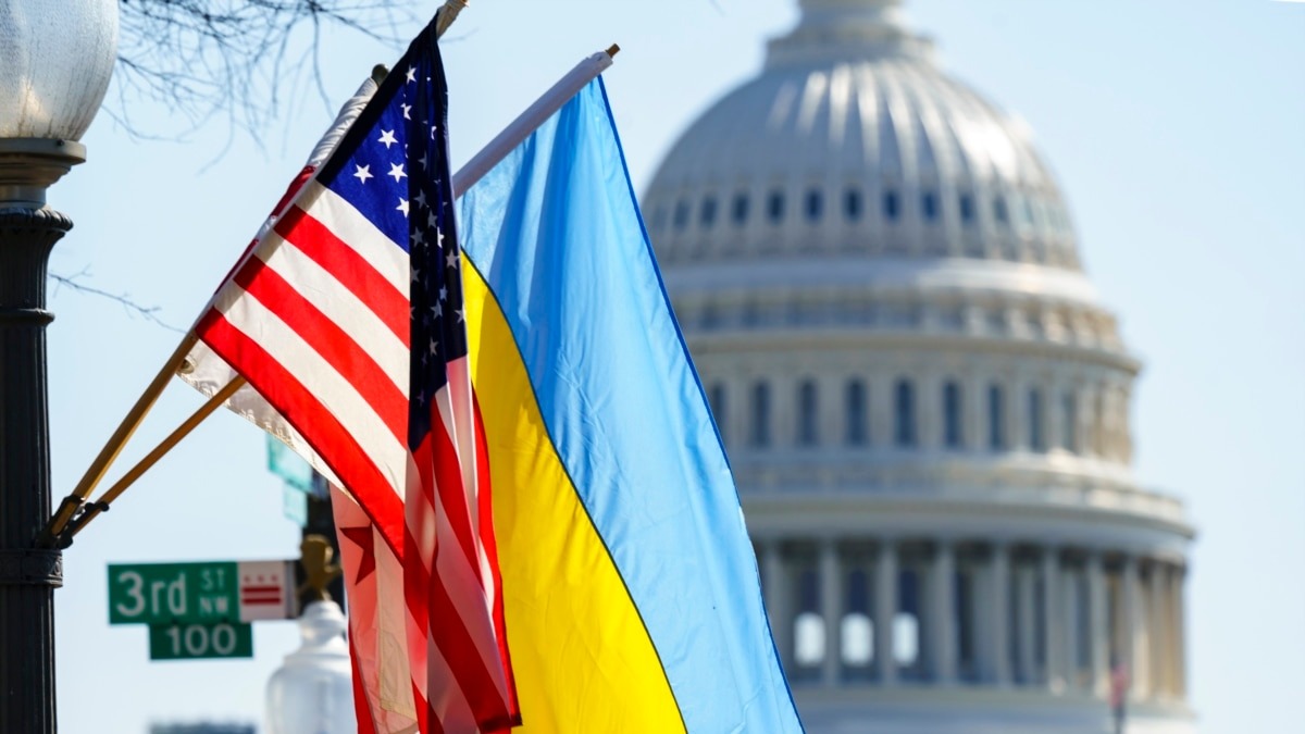 Чи стане Україна наріжним каменем під час виборів у США: пояснює політолог