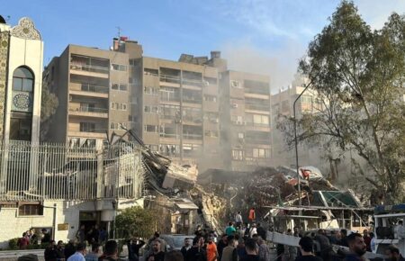 Ізраїль завдав удару по іранському консульству в Дамаску — ЗМІ