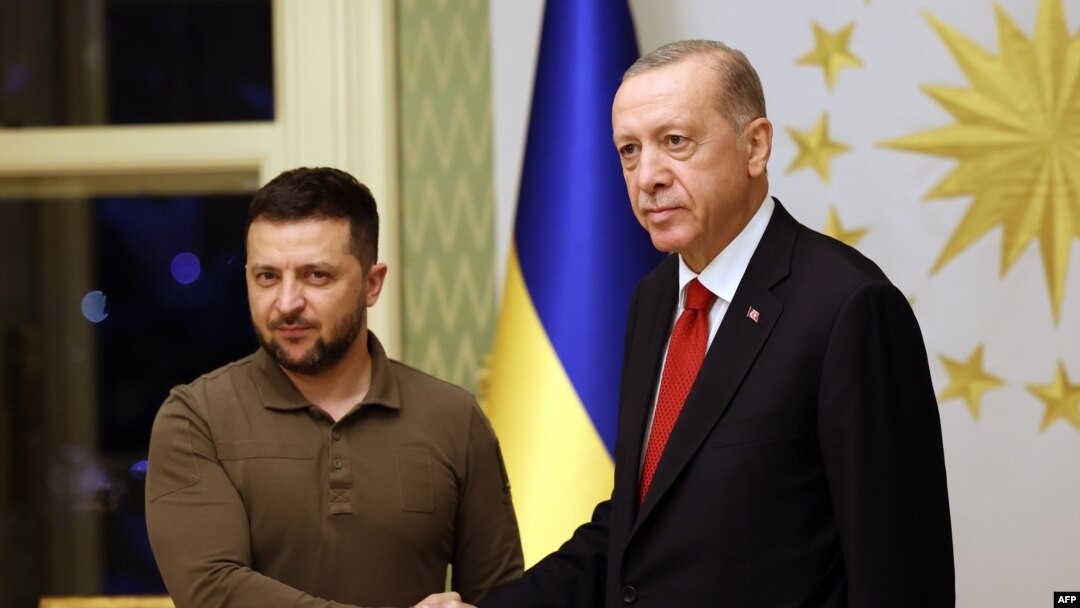 Туреччина продовжує політику балансування між Росією та Україною — Ілія Куса