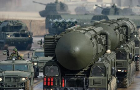 Російське міноборони анонсувало навчання з «відпрацюванням застосування нестратегічної ядерної зброї»