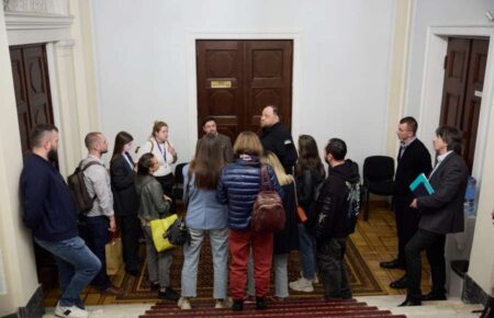Журналістам відкрили доступ до Верховної Ради, але з обмеженнями