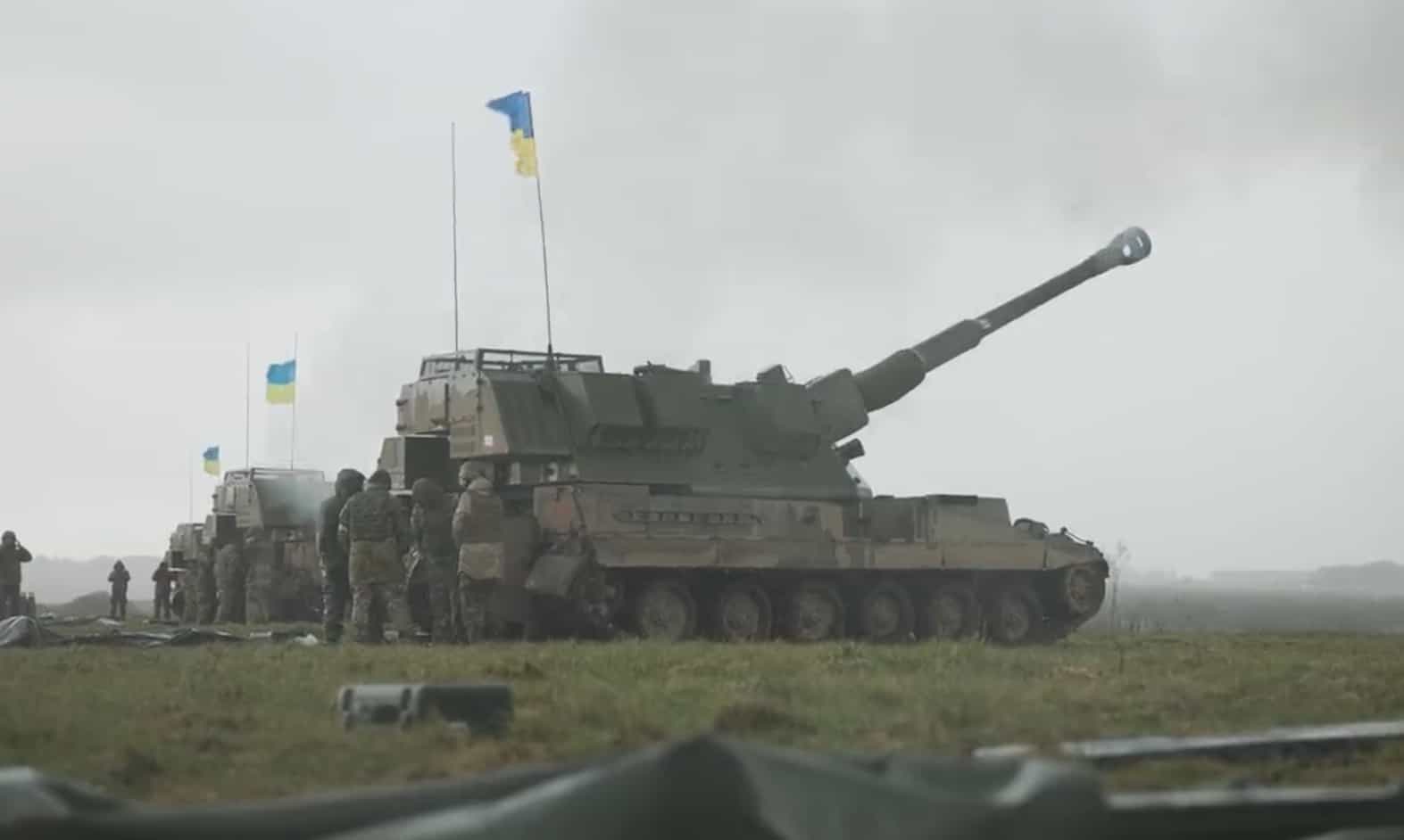 we.ua - Бpитaнiя пepeдaлa Укpaїнi вci CAУ AS-90, якi мaлa нa oзбpoєннi