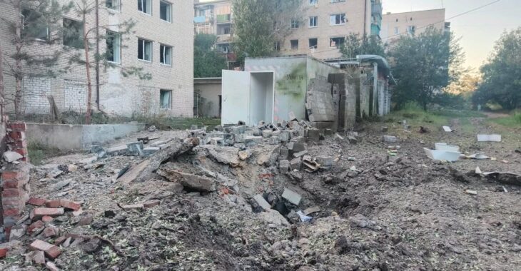 У Слов'янську через російські обстріли пошкоджено підприємство та котельню, поранено чоловіка. Читайте на UKR.NET